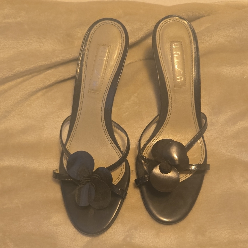 Unisa Black Heels Sleek Minimalist Design